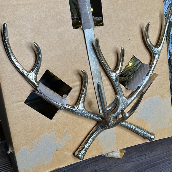 Pottery Barn Country Cabin Chic Antler Wreath Hanger - Brass Color 🦌 - Picture 6 of 16